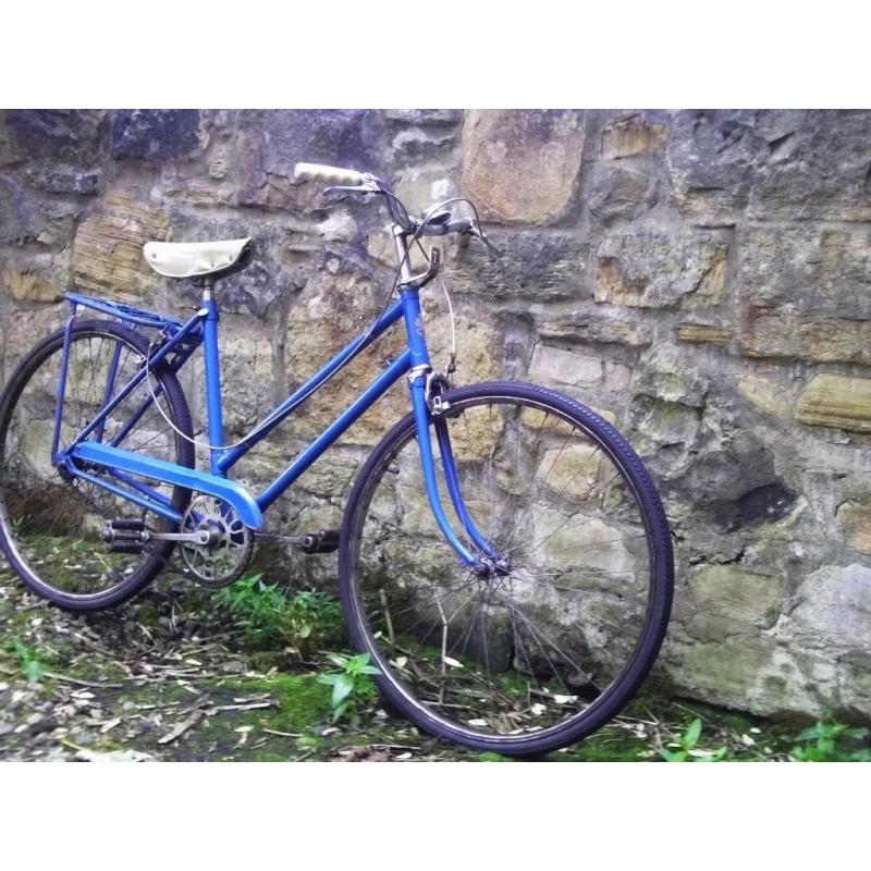 Antique vintage bike in all working condition