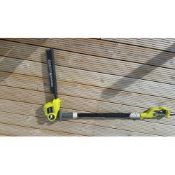 HEDGECUTTER . RYOBI EXTENTABLE ELECTRIC WITH PIVOT HEAD