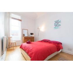 Private Room Near City Centre Available for Short Term Stay- Fully Furnished