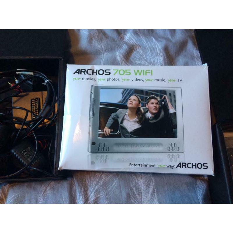 Archos 705 Portable WiFi Media Player and Recorder