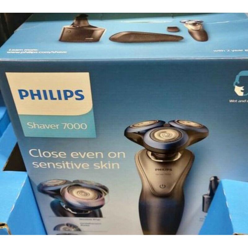 PHILIPS WET AND DRY SHAVER - S77979/26 - RRP ?167