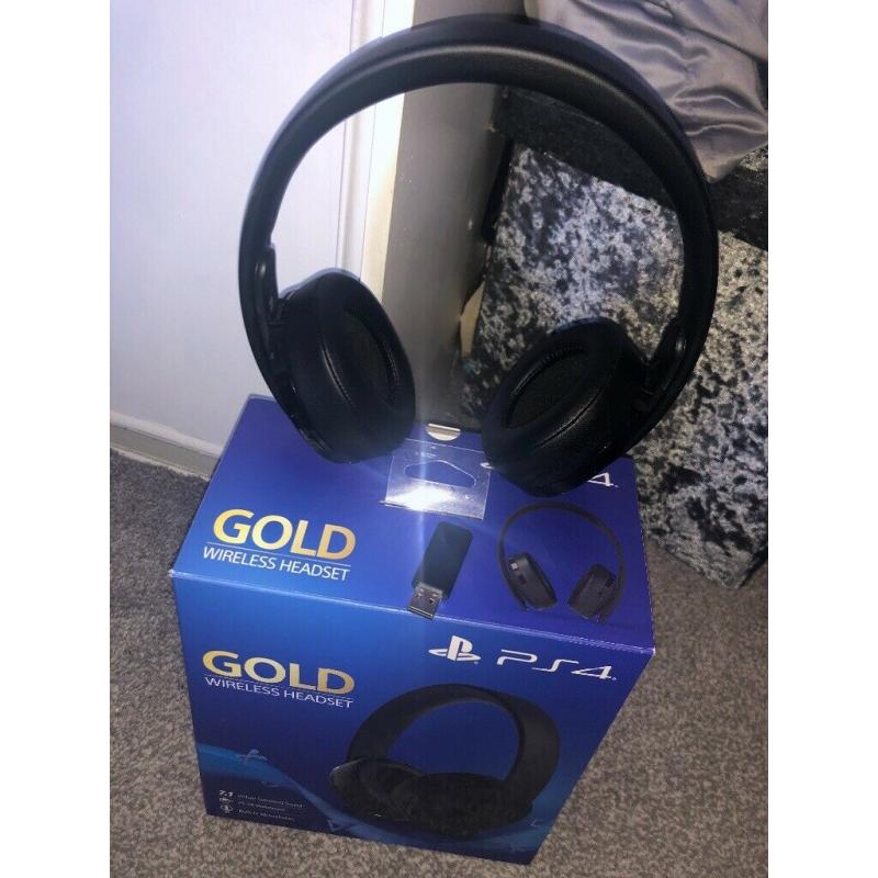 GOLD Wireless Headset PS4