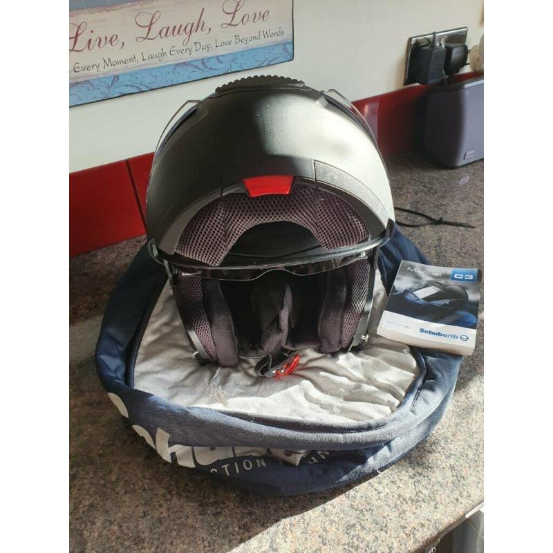 Schuberth c3 motorcycle helmet size 58/59