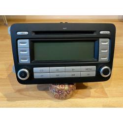 GENUINE VOLKSWAGEN VW ORYGINAL MP3 CAR RADIO CD PLAYER STEREO + CODE INCLUDED