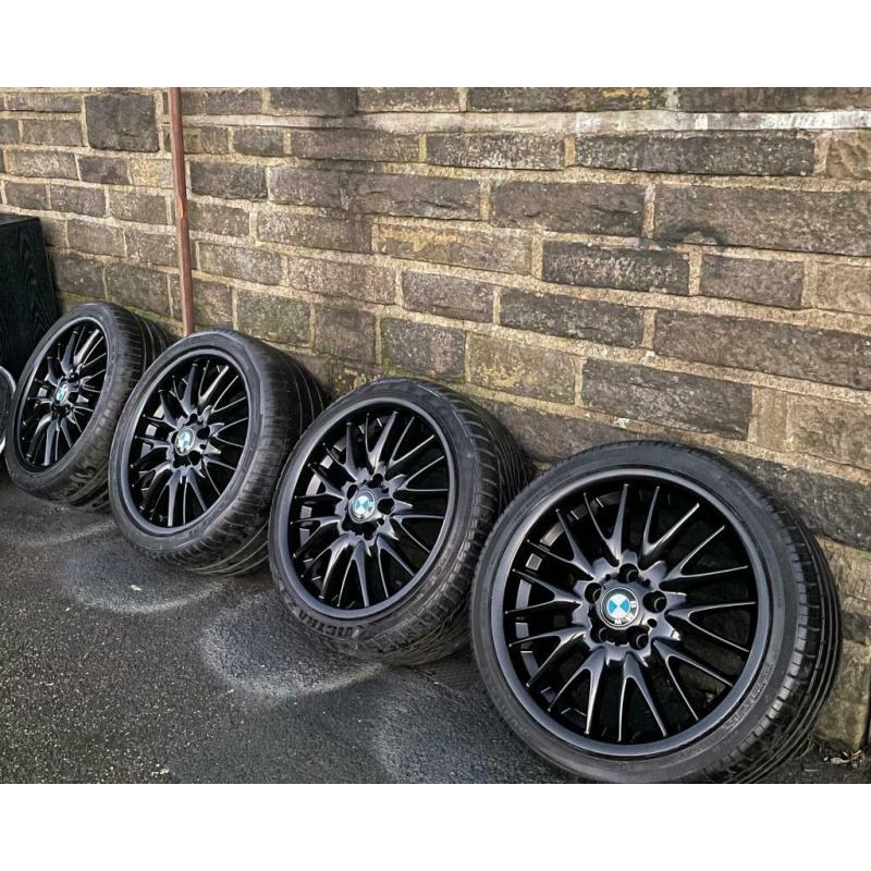 Genuine 18? Metallic Black Bmw Alloy Wheels With Tyres