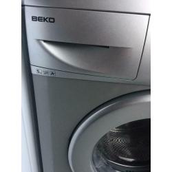 Silver Beko 5kg,1200 spin washing machine