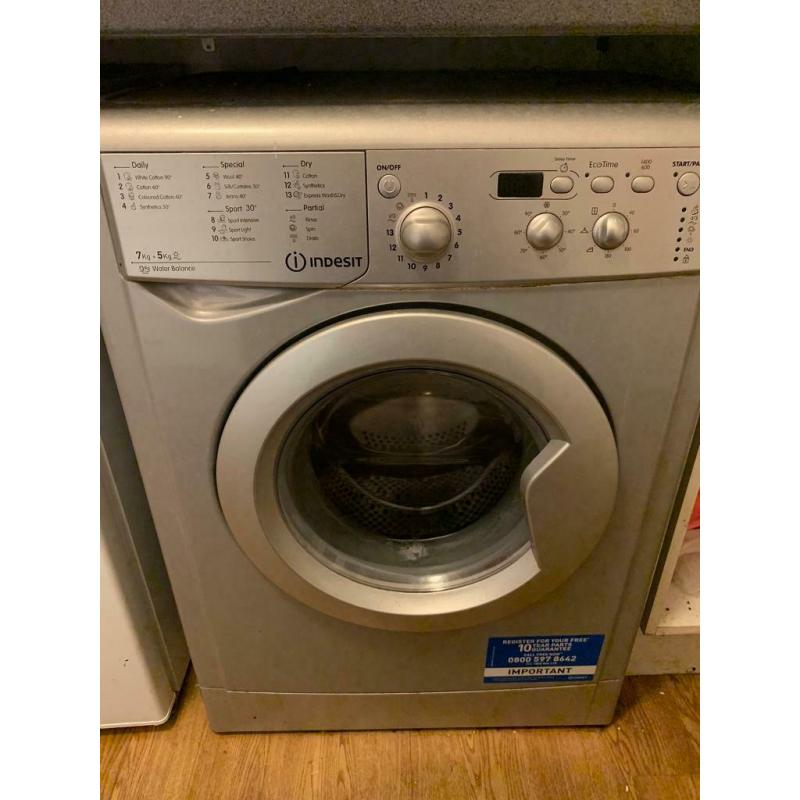 Washer dryer machine - Good condition