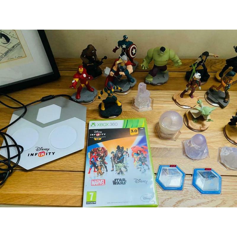Xbox Disney infinity bundle figures disc platform
