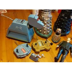 DOCTOR WHO TOYS AND FIGURES