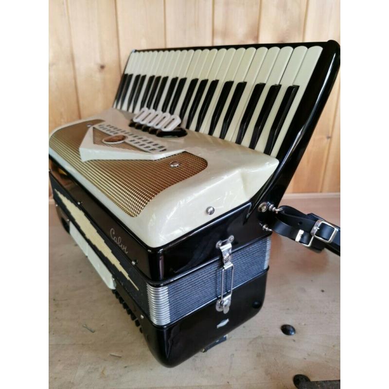 Calvi Parmer, 4 Voice Musette, Piano Accordion. Online Lessons Available.