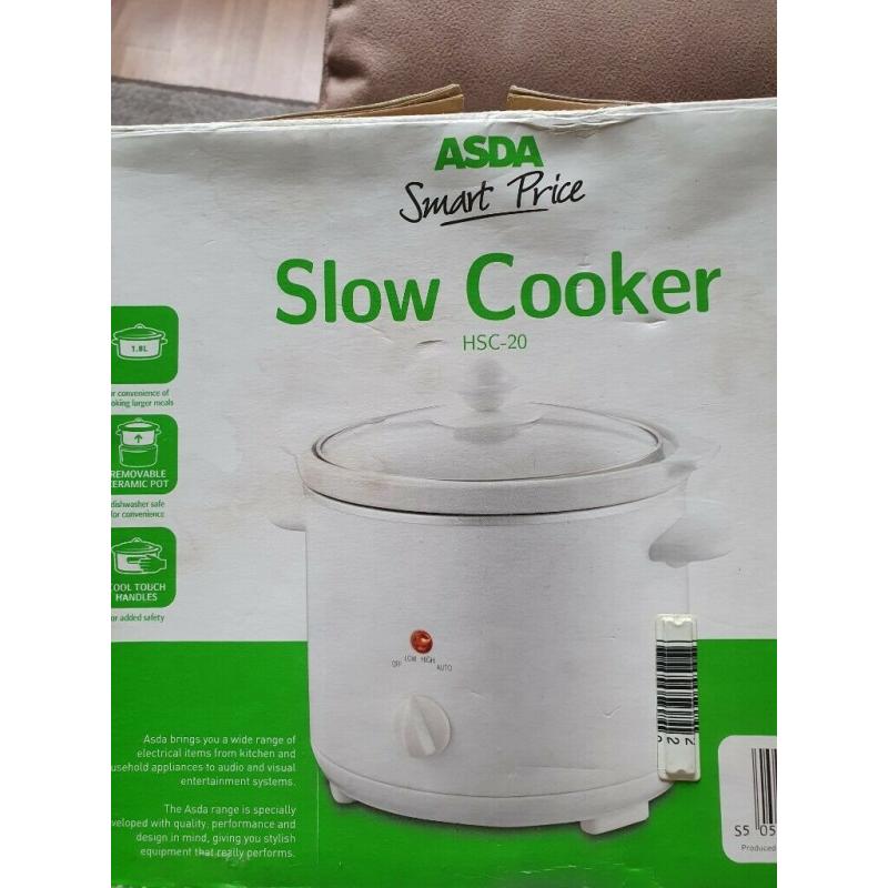 Slow Cooker with removable ceramic pot
