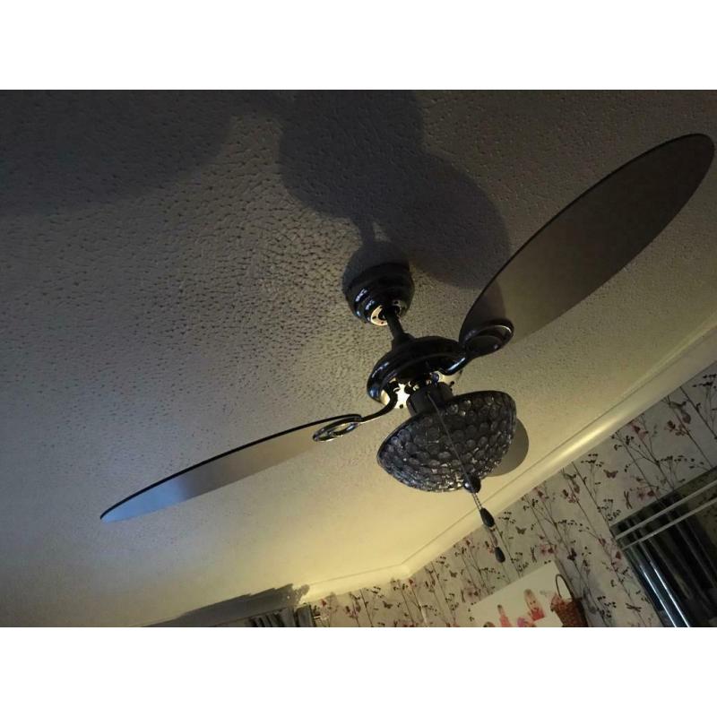 Pretty ceiling fan with remote control