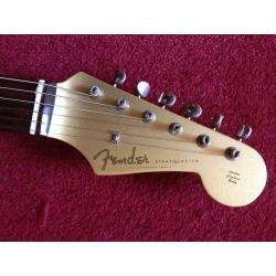 Fender STRATOCASTER Japan 40 th aniversary
