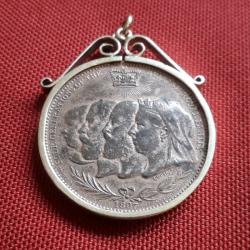 4g gold clasp + 11g Victorian 1897 jubilee coin medal