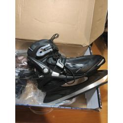 Ice Skate ICY 3 ROCKES size 8 UK new with box
