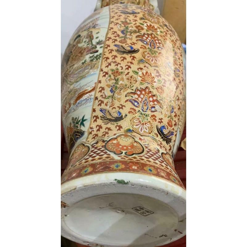 X2 large Chinese vases stunning statement pieces